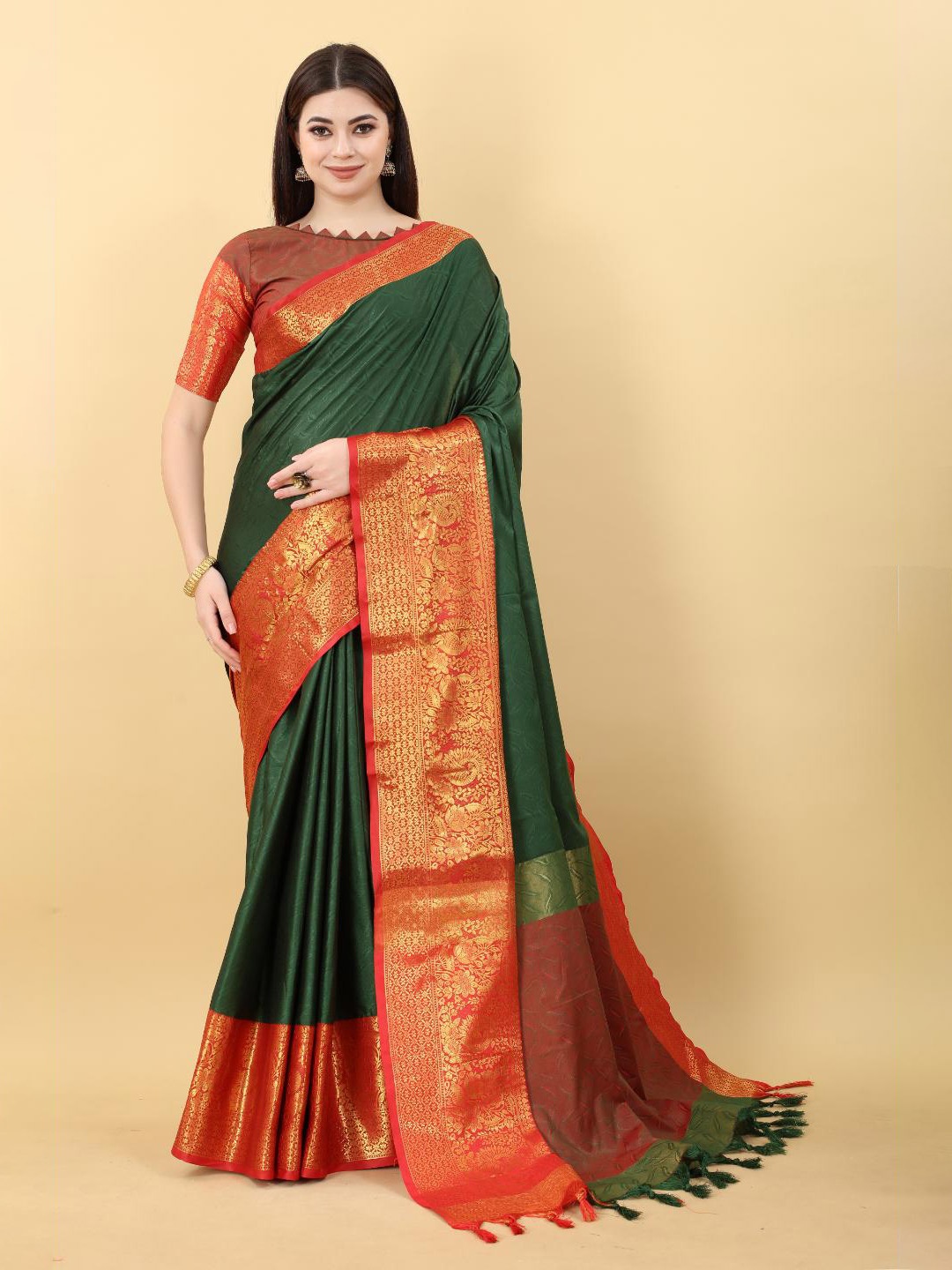 

B4ME.COM Woven Design Zari Silk Cotton Kanjeevaram Saree, Green