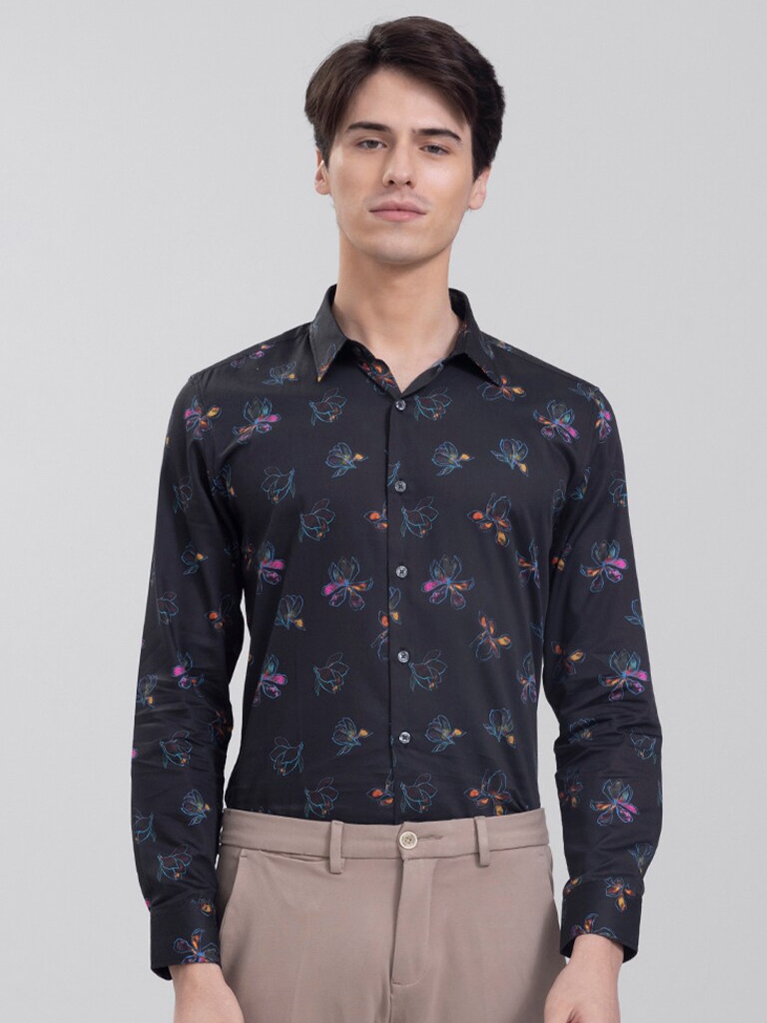 

Snitch Men Slim Fit Floral Printed Casual Cotton Shirt, Black