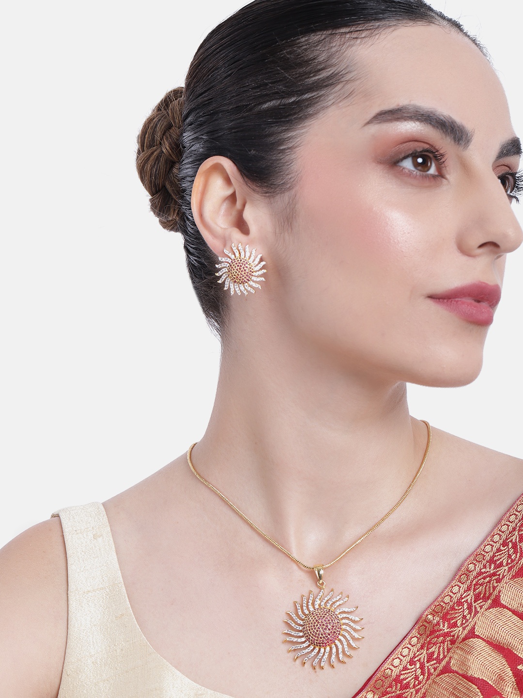

Estele Gold Plated Pretty Bow Designer Jewellery Set