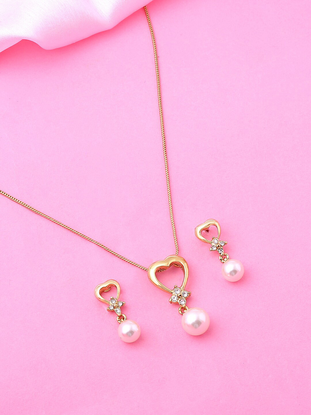 

Estele Gold Plated Heart Designer Pendant Set with Pearl & Crystals, White