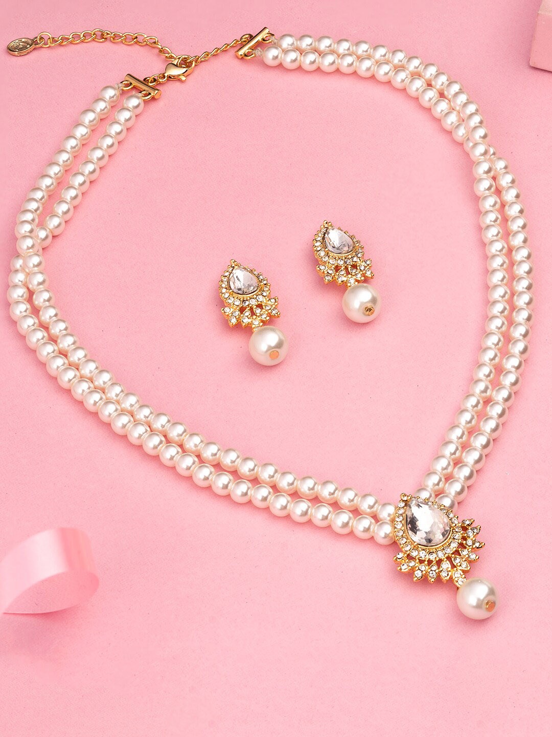 

Estele Gold Plated Sparkling Pearl with Crystals Jewellery Set