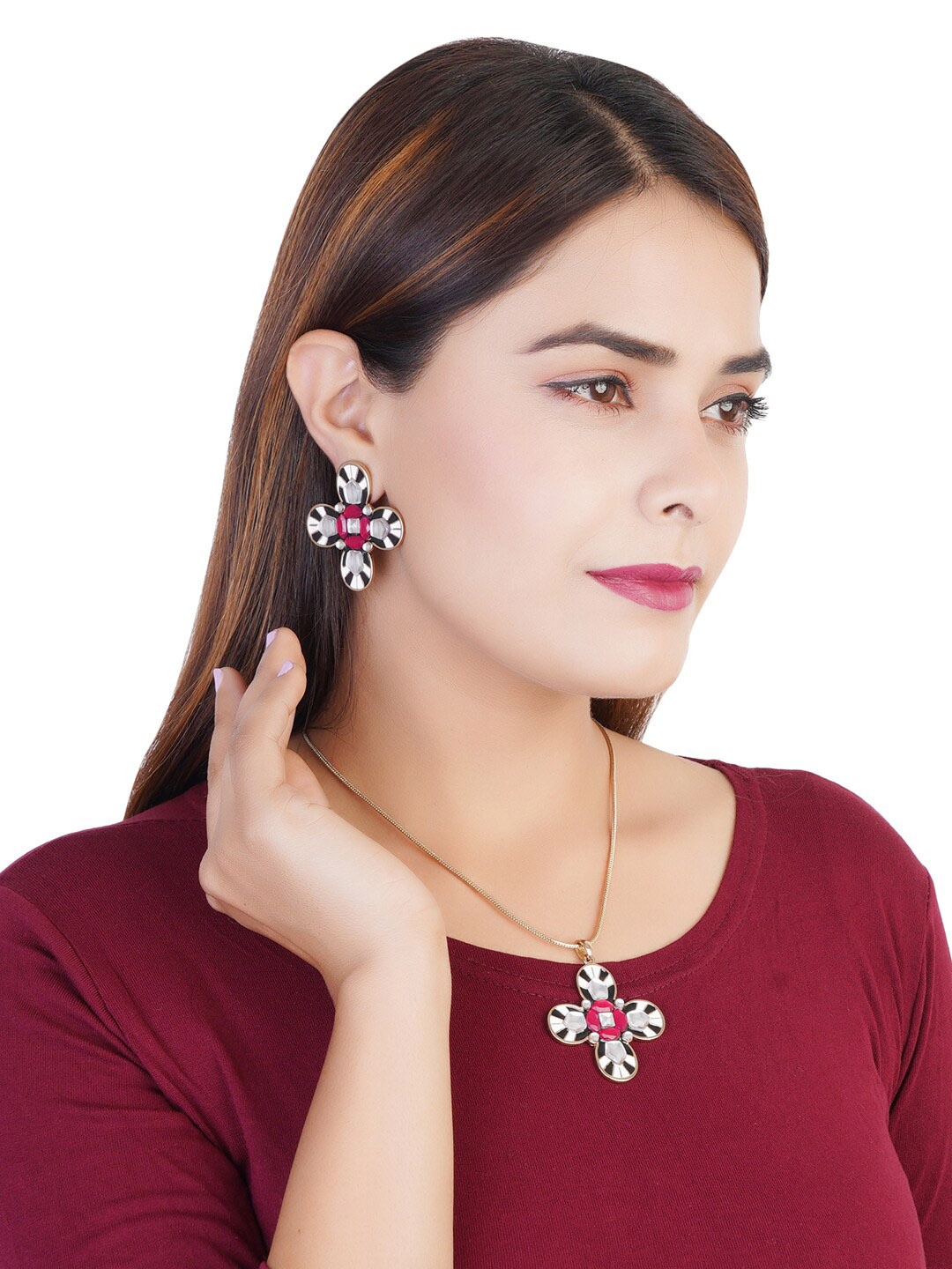 

Estele Gold Plated Flower Designer Kundan Necklace Set, Red