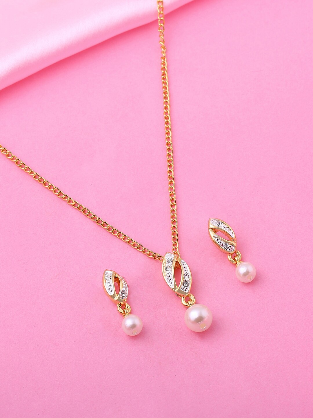 

Estele Gold-Plated Stone Studded & Beaded Jewellery Set, White