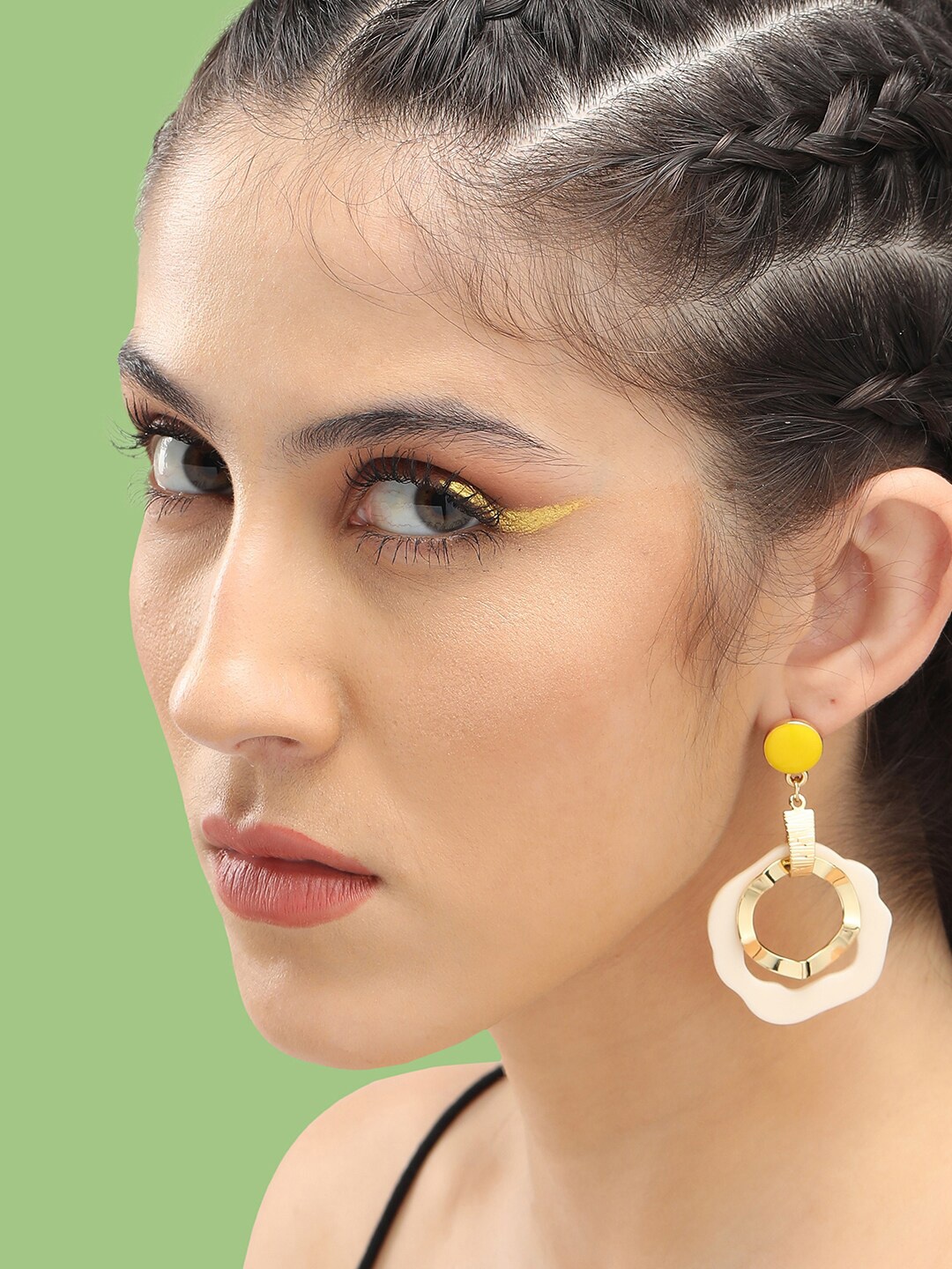 

SOHI Gold Plated Oval Drop Earrings, Off white