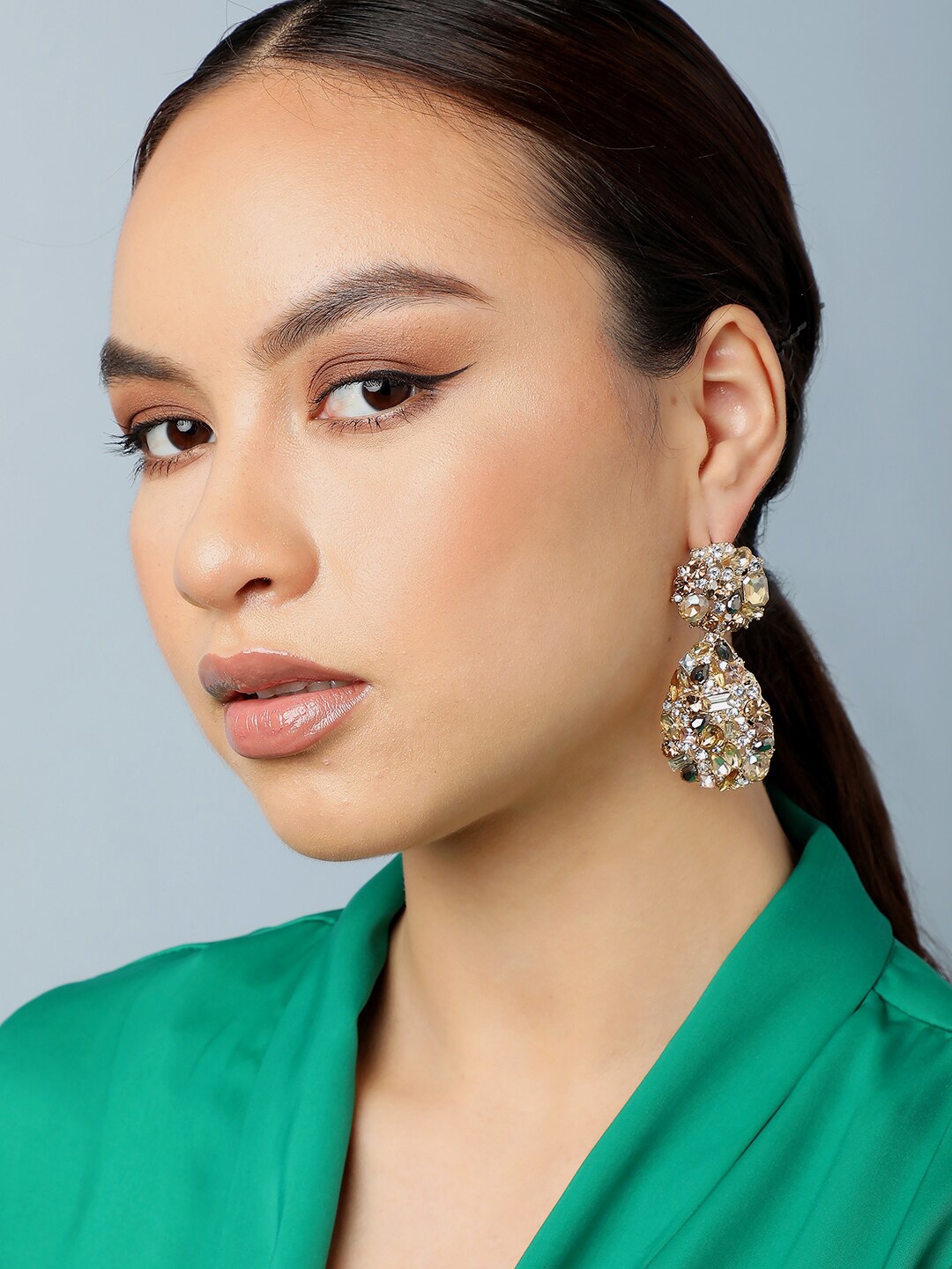 

SOHI Gold-Toned Contemporary Drop Earrings