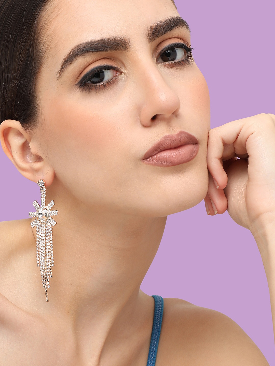 

SOHI Gold-Plated Contemporary Drop Earrings