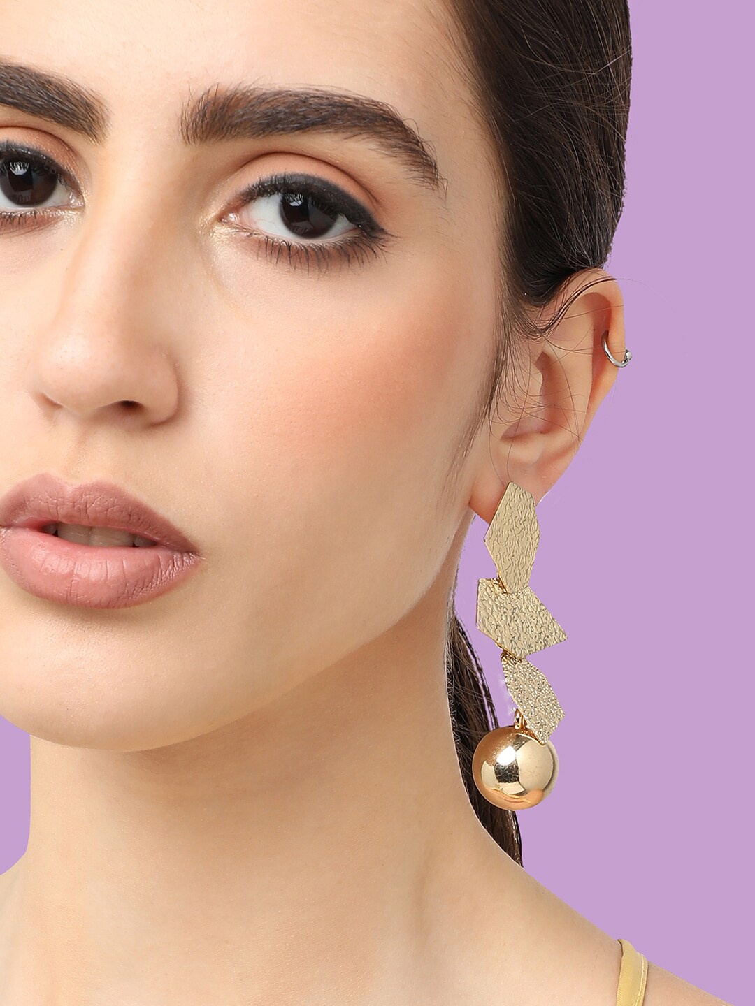 

SOHI Gold-Plated Contemporary Drop Earrings