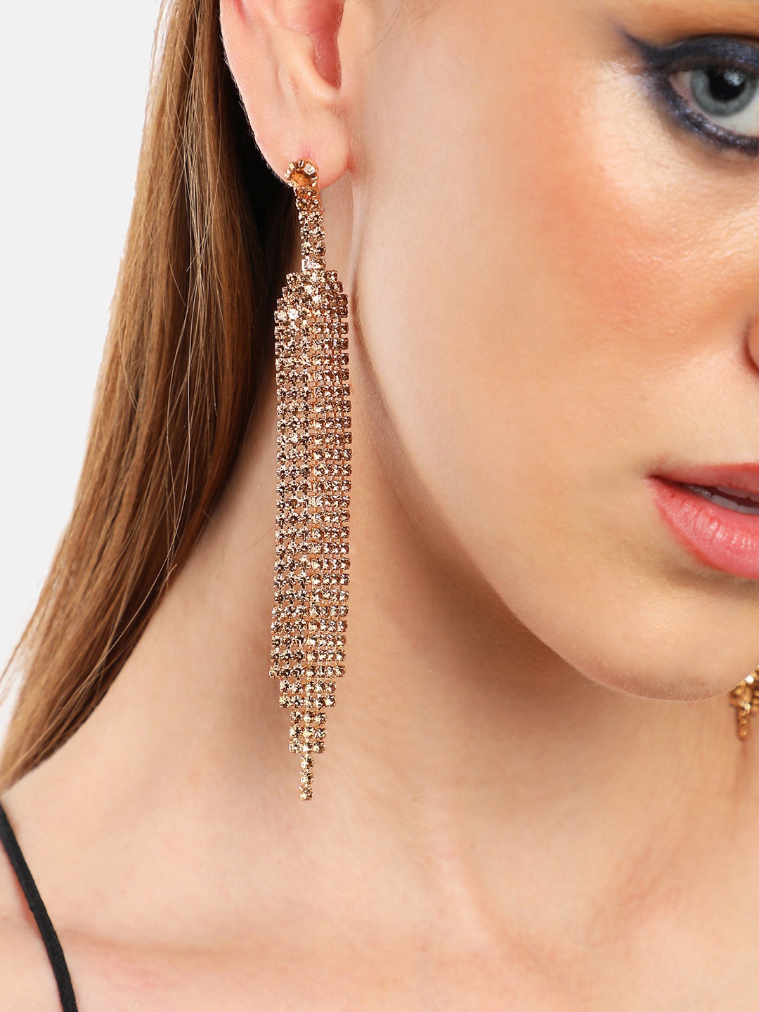 

SOHI Gold-Plated Contemporary Drop Earrings