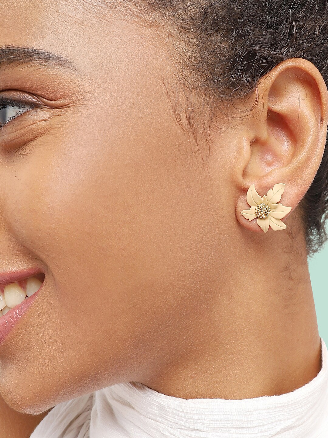 

SOHI Gold-Plated Floral Studs Earrings, Brown