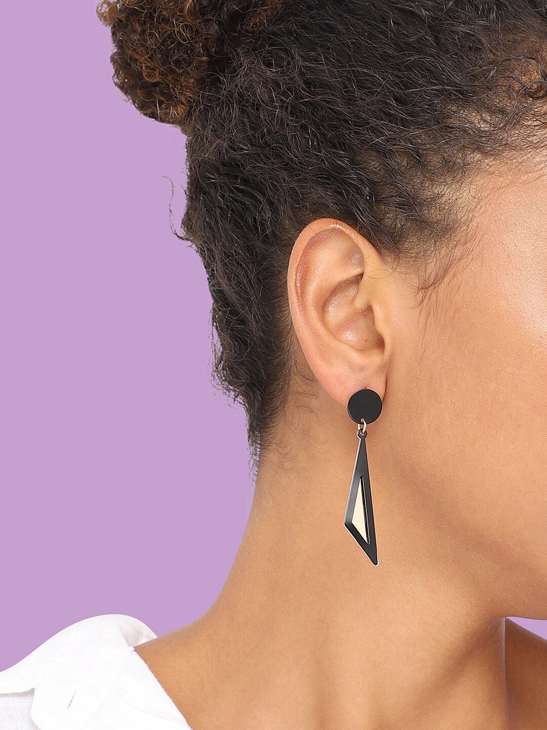 

SOHI Gold-Plated Triangular Drop Earrings, Black