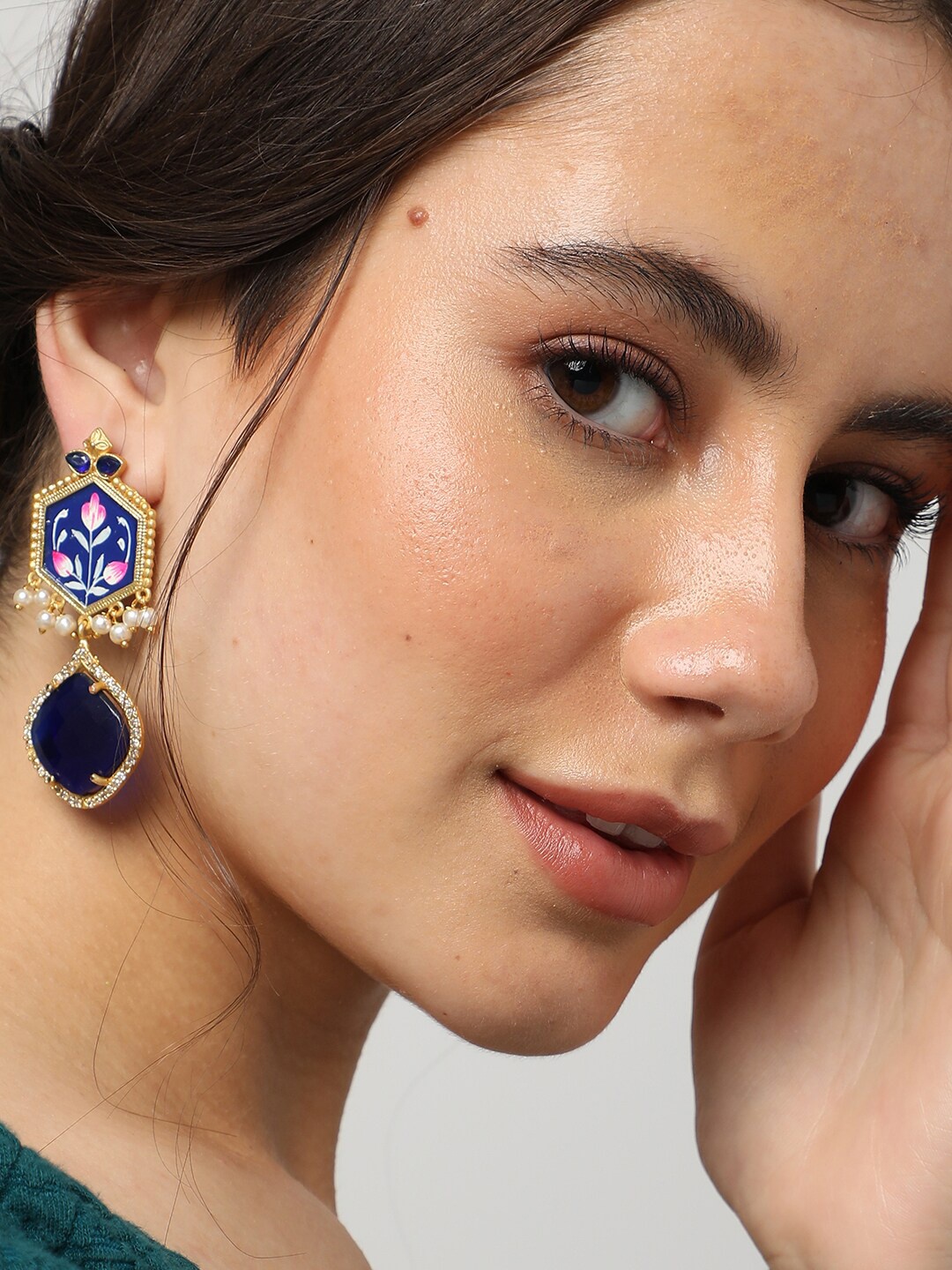 

SOHI Gold-Plated Contemporary Designer Stone Drop Earrings, Blue