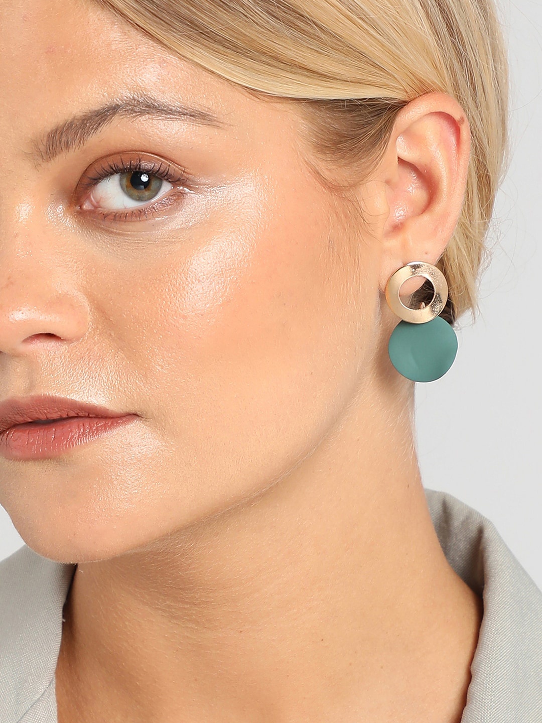 

SOHI Green-Plated Circular Designer Drop Earrings