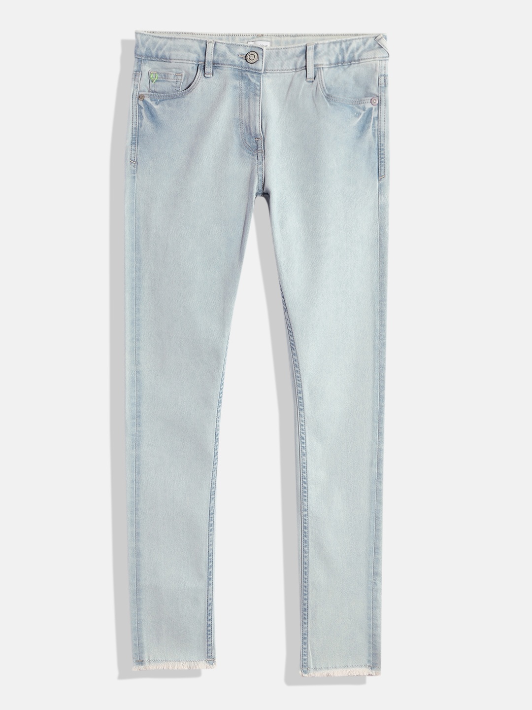

Allen Solly Junior Girls Blue Skinny Fit Heavy Fade Stretchable Jeans