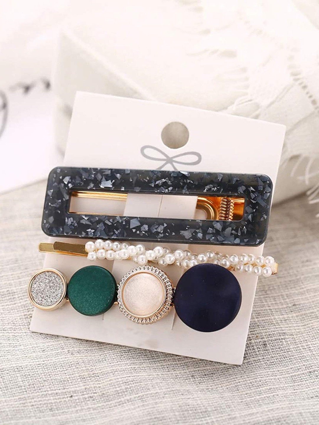 

Pinapes Set of 3 Embellished Hair Accessory Set, Gold