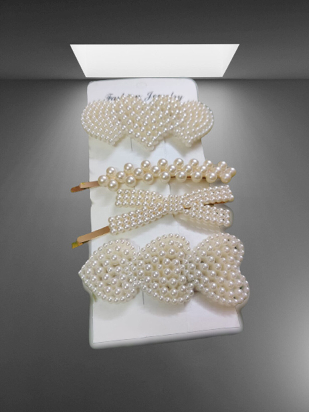 

Pinapes Women Set Of 4 Beaded Bobby Pins, White