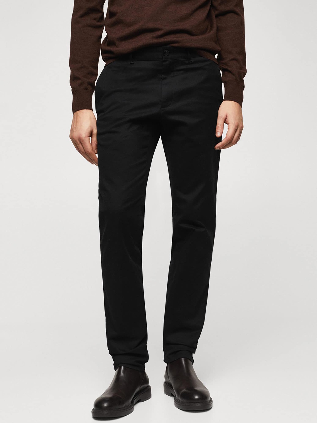 

MANGO MAN Solid Slim Fit Sustainable Chinos Trousers, Black