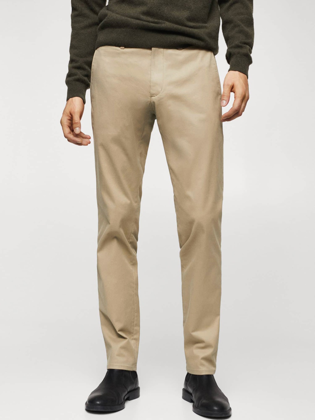 

MANGO MAN Solid Slim Fit RegularChinos Trousers, Beige