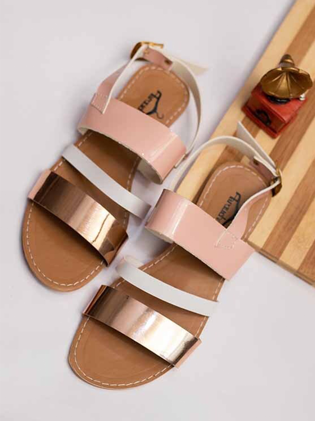 

Brauch Women Peach-Coloured Colourblocked Open Toe Flats