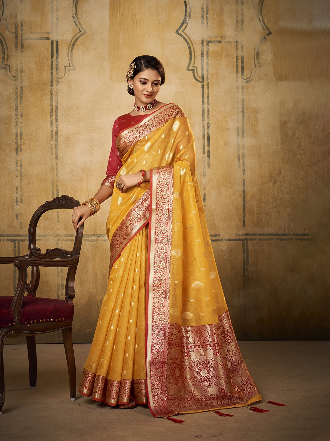 

elora Woven Design Zari Tissue Banarasi Saree, Yellow