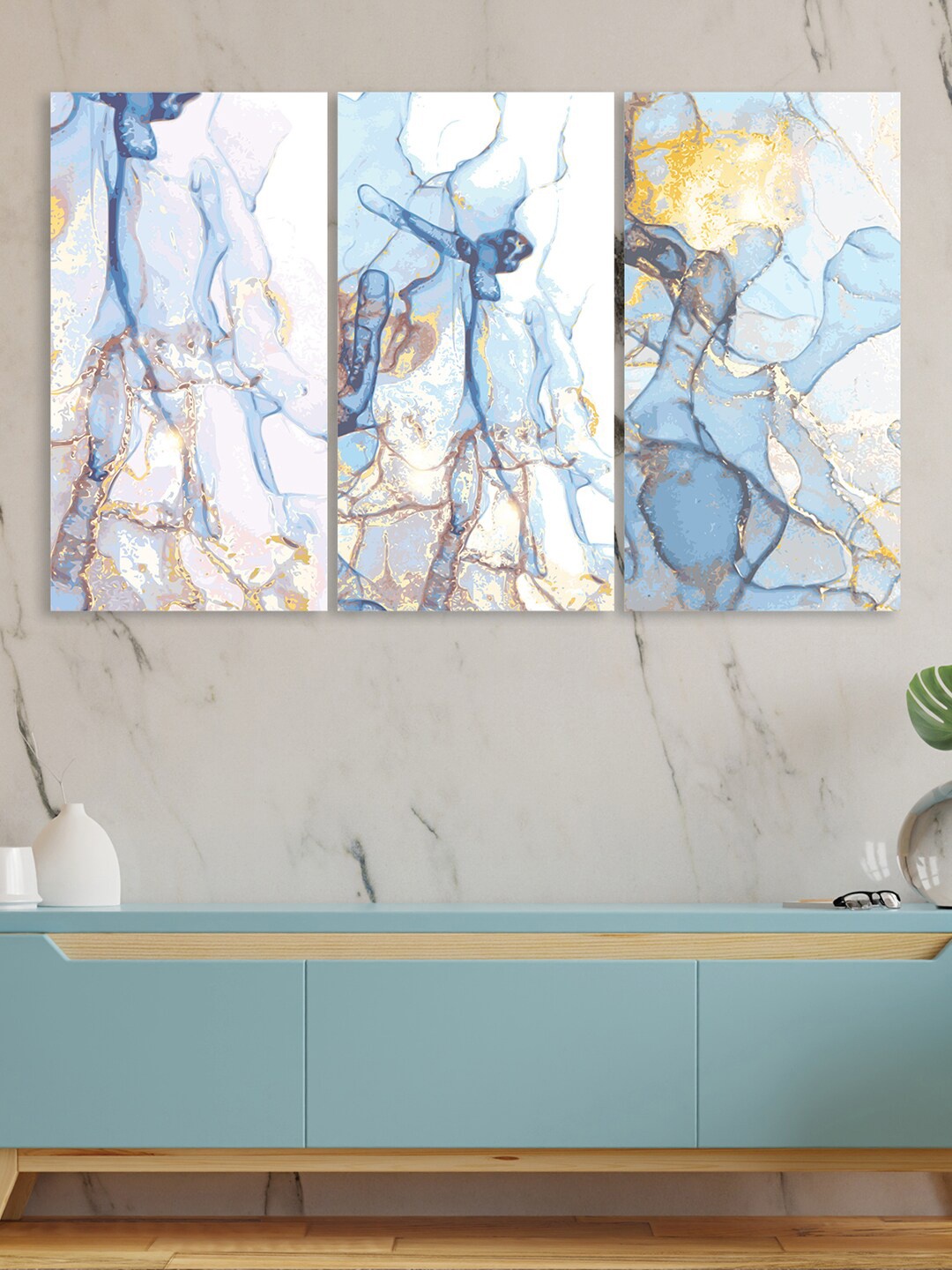 

RANDOM Blue & White Abstract Marble Painting Wall Art