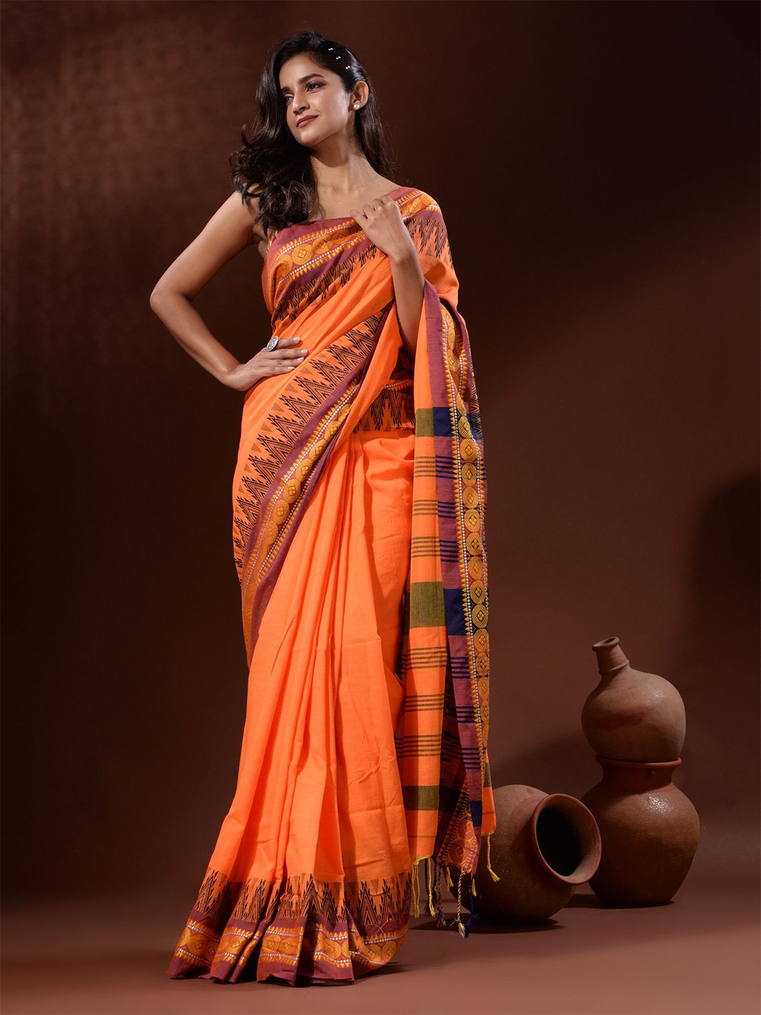 

Charukriti Pure Cotton Saree, Orange