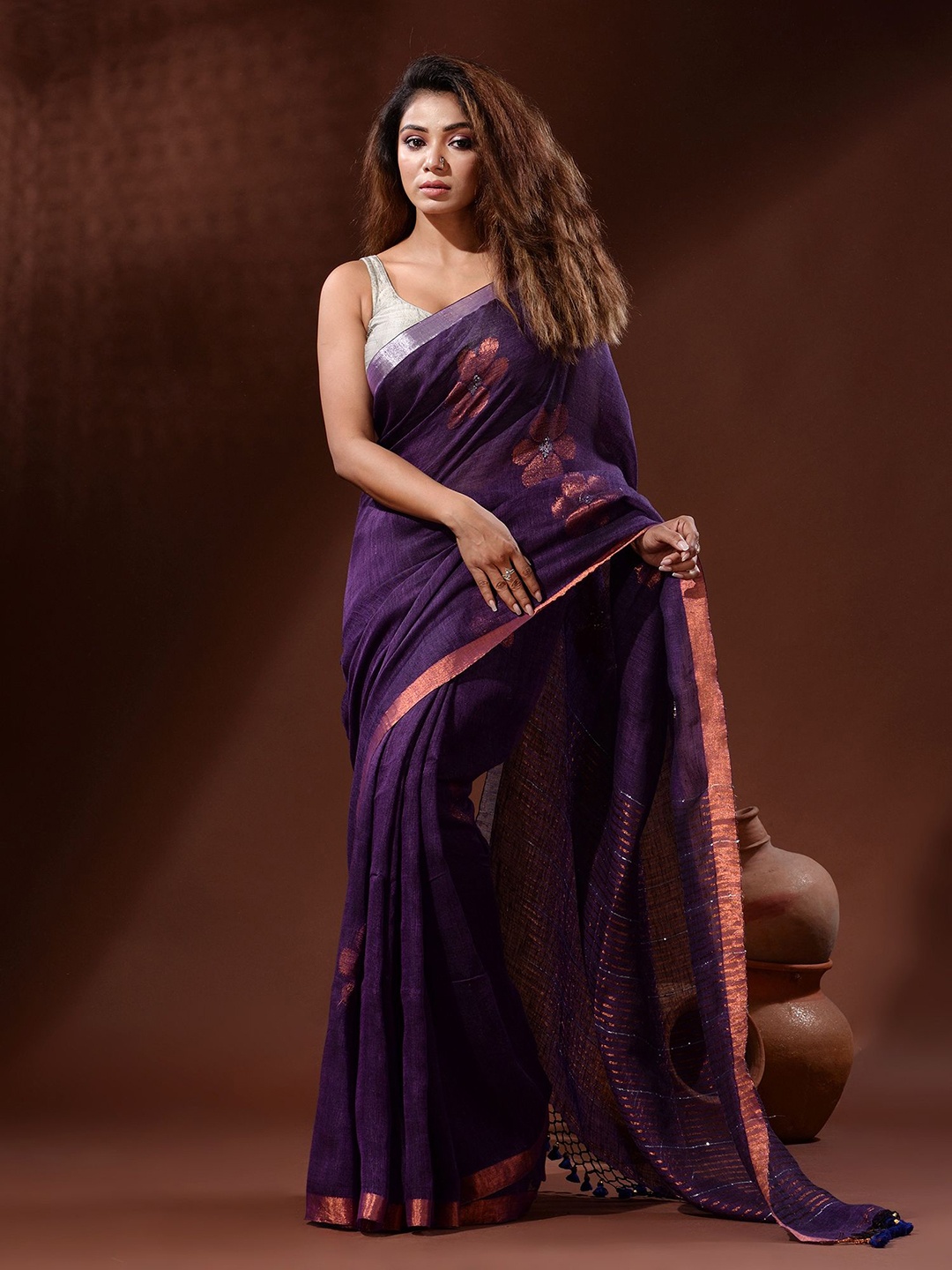 

Charukriti Woven Design Zari Pure Linen Saree, Purple