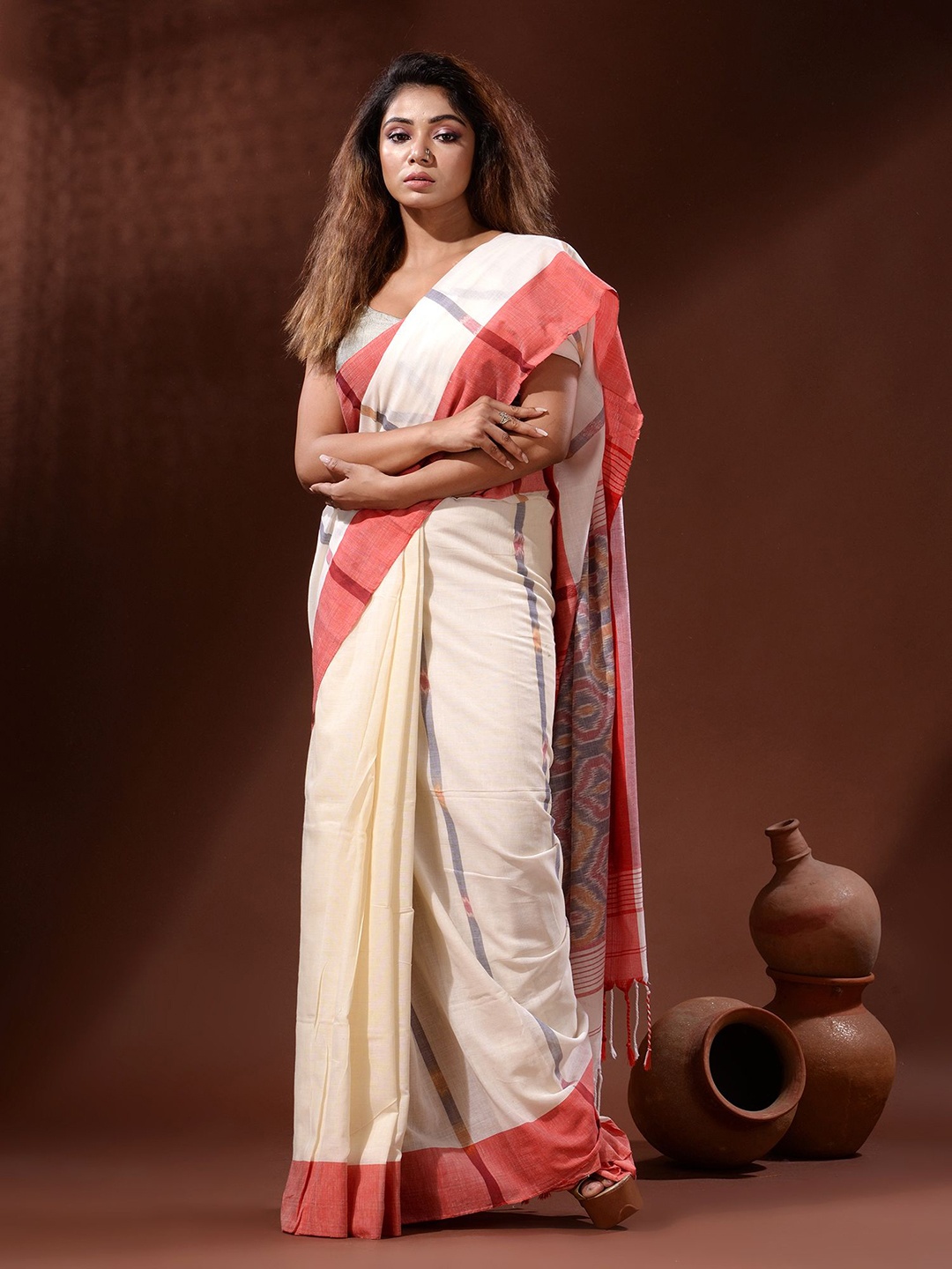 

Charukriti Woven Design Pure Cotton Saree, White