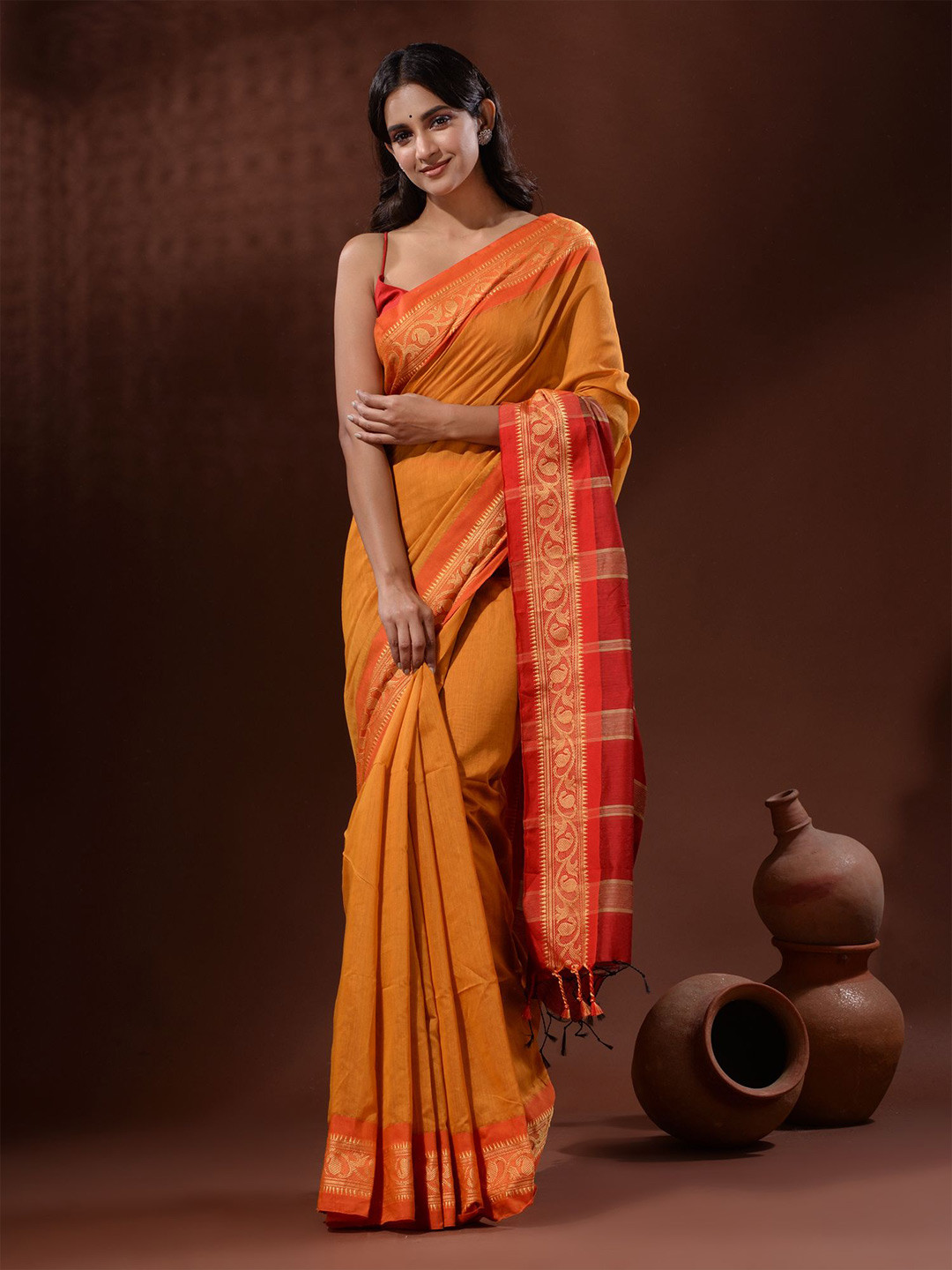

Charukriti Silk Cotton Saree, Yellow