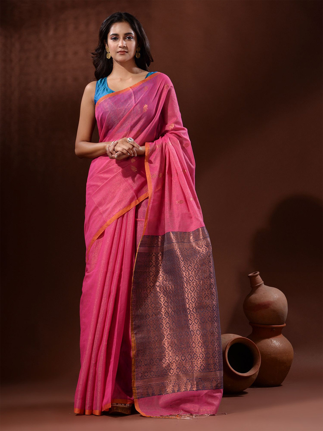 

Charukriti Woven Design Zari Tissue Saree, Pink