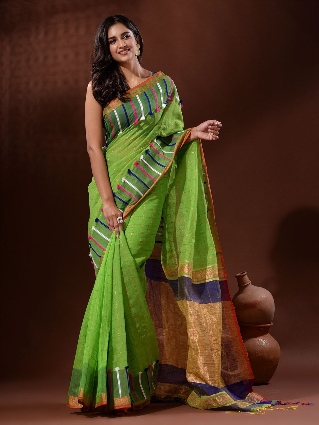 

Charukriti Woven Design Zari Silk Cotton Saree, Green