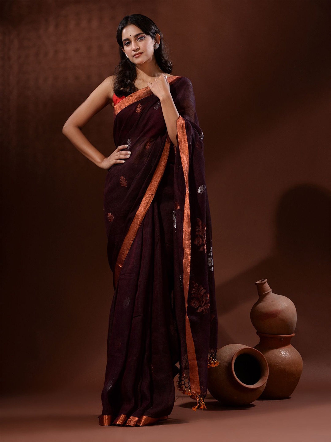 

Charukriti Woven Design Zari Pure Linen Saree, Brown