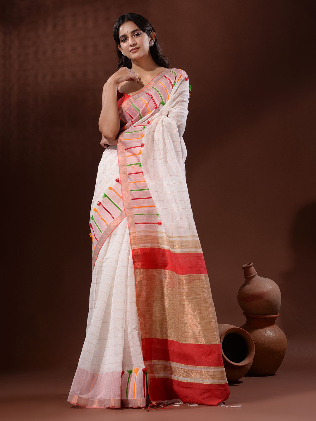 

Charukriti Checked Zari Silk Cotton Saree, White