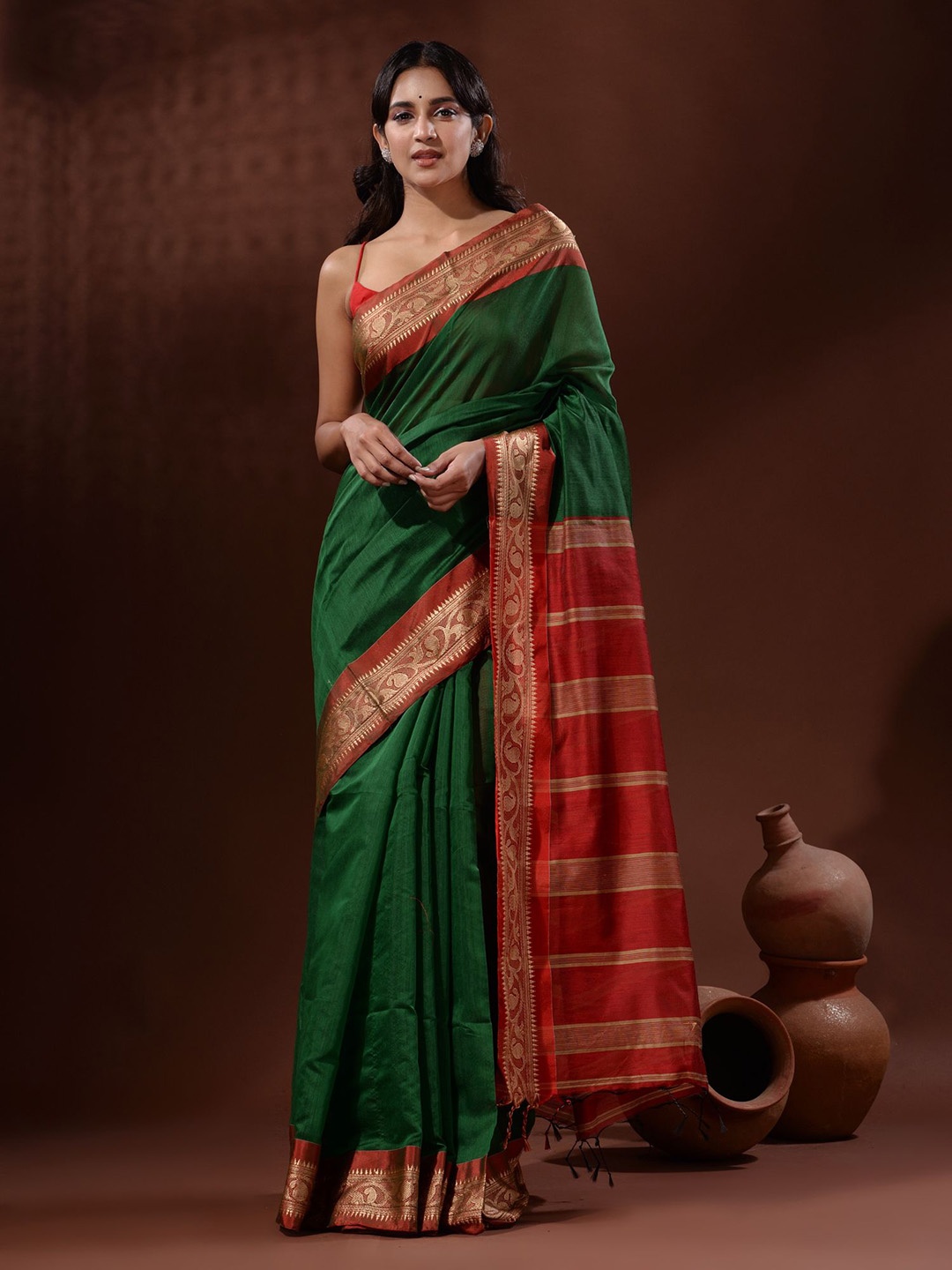 

Charukriti Zari Silk Cotton Saree, Green