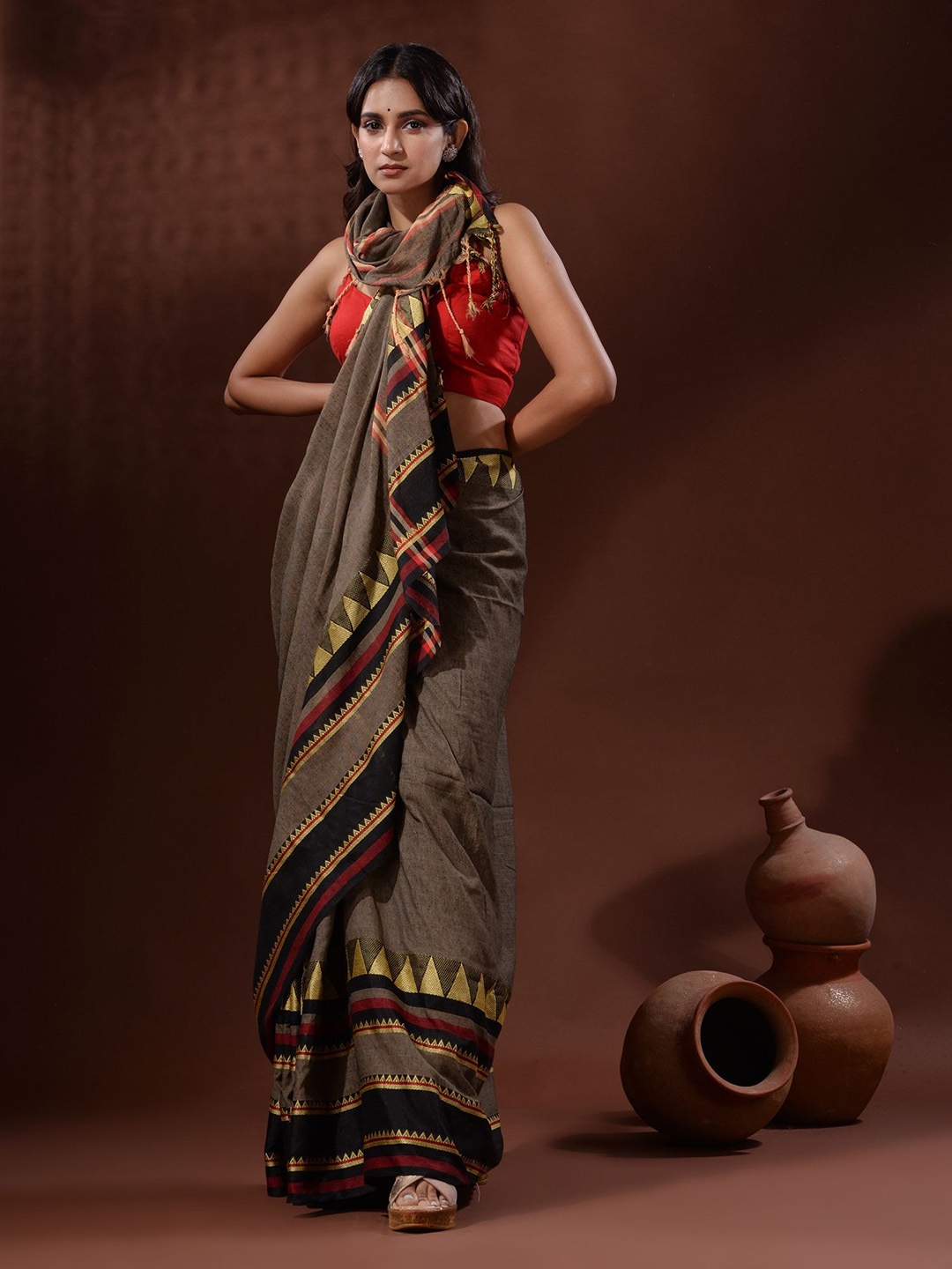 

Charukriti Zari Pure Cotton Saree, Grey