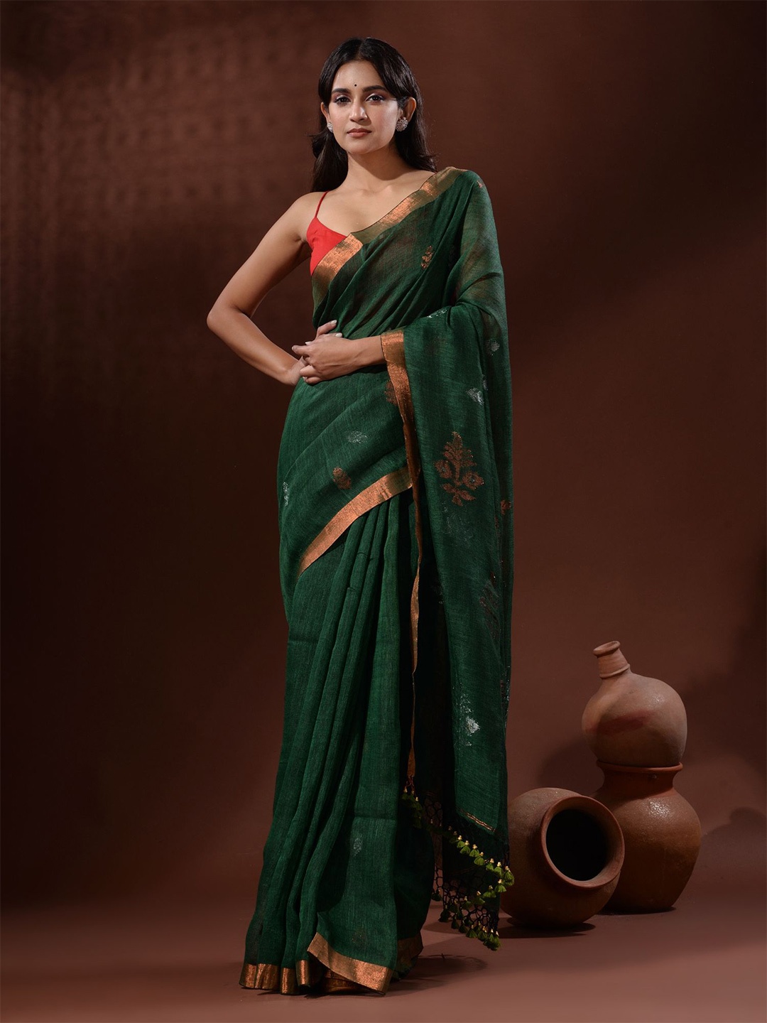 

Charukriti Woven Design Zari Pure Linen Saree, Green