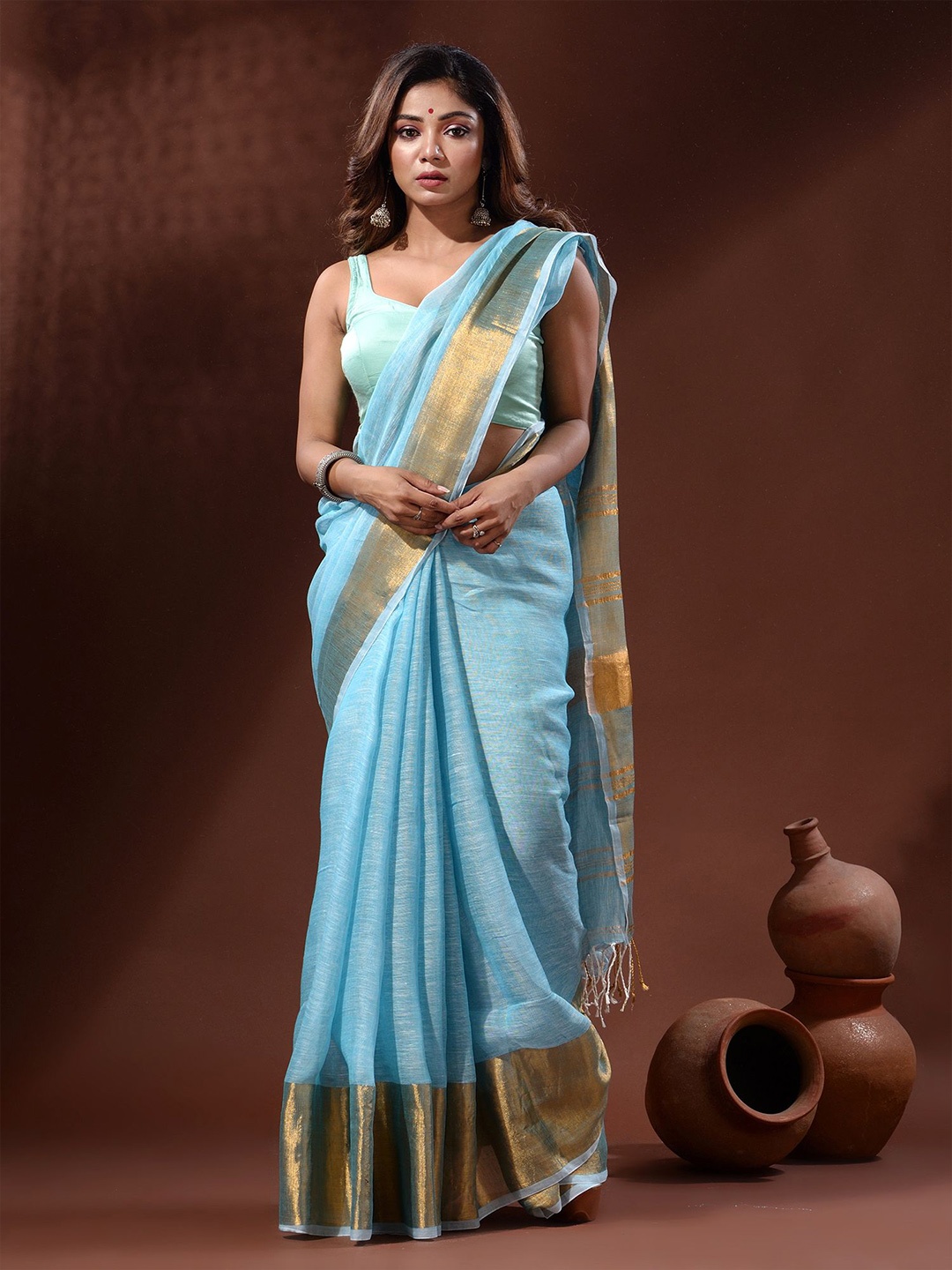 

Charukriti Zari Pure Linen Saree, Blue