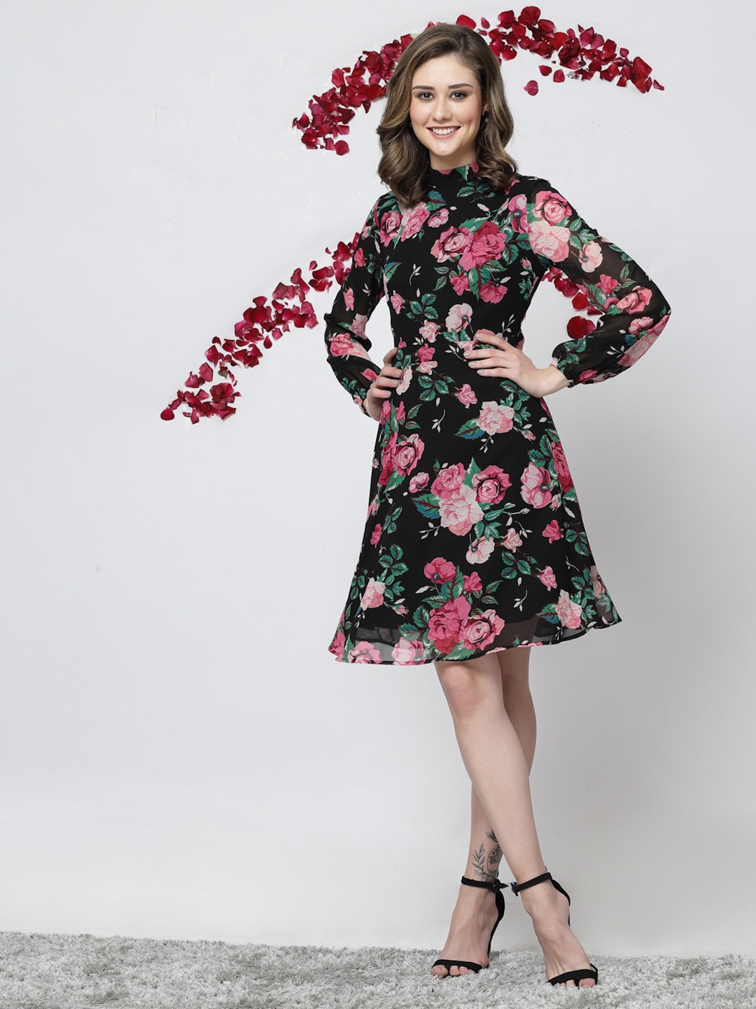 KASSUALLY Floral Printed Back Knot Fit And Flare Dress, Black