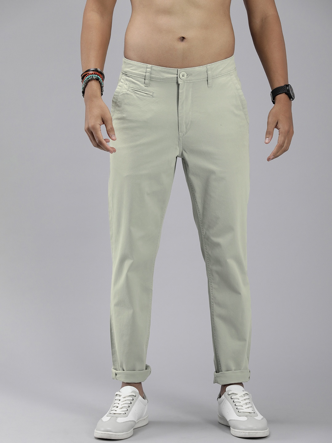 

The Roadster Lifestyle Co. Men Casual Trousers, Green