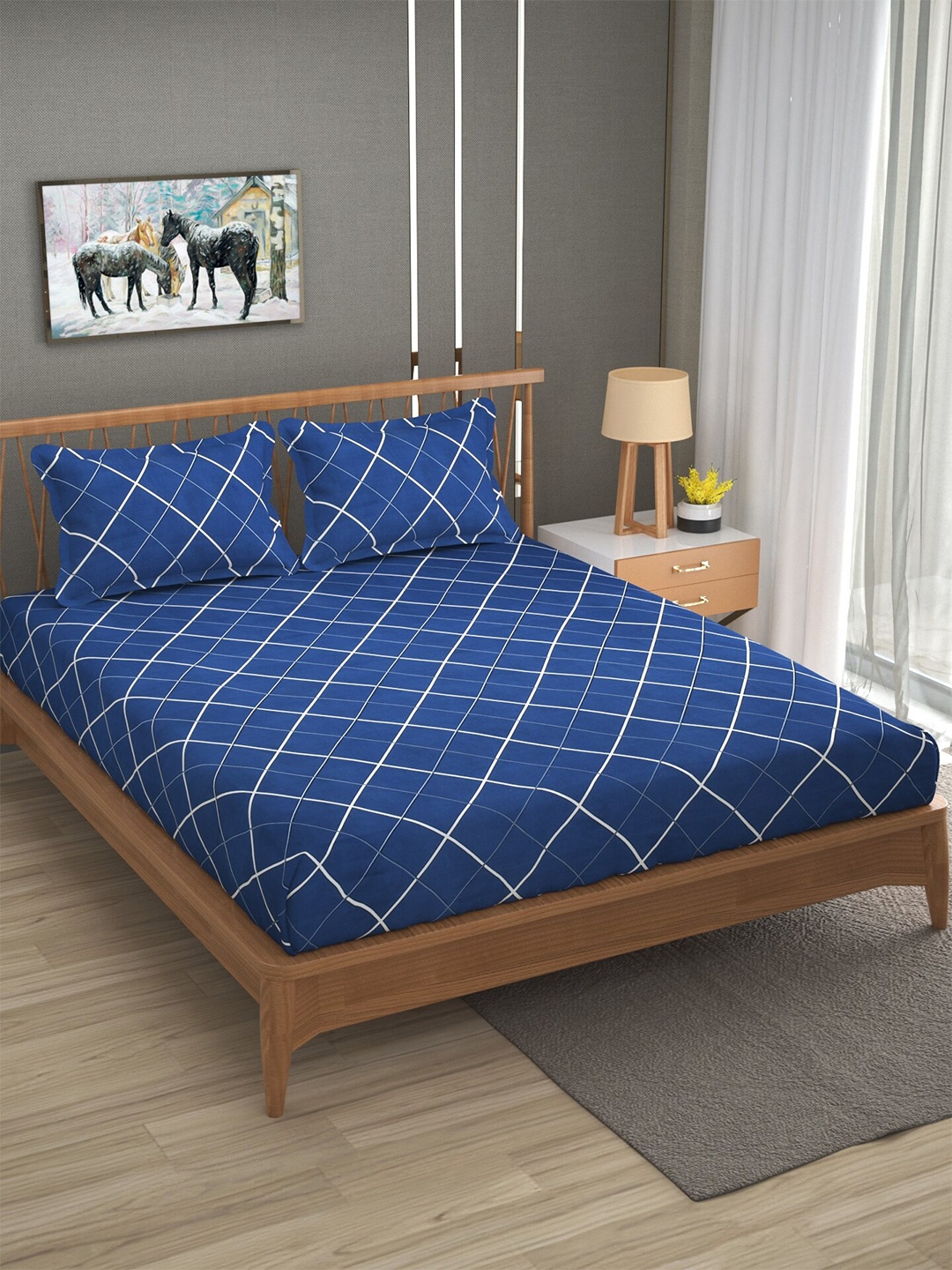 

Molly & Michel Blue Geometric 210 TC Queen Bedsheet with 2 Pillow Covers