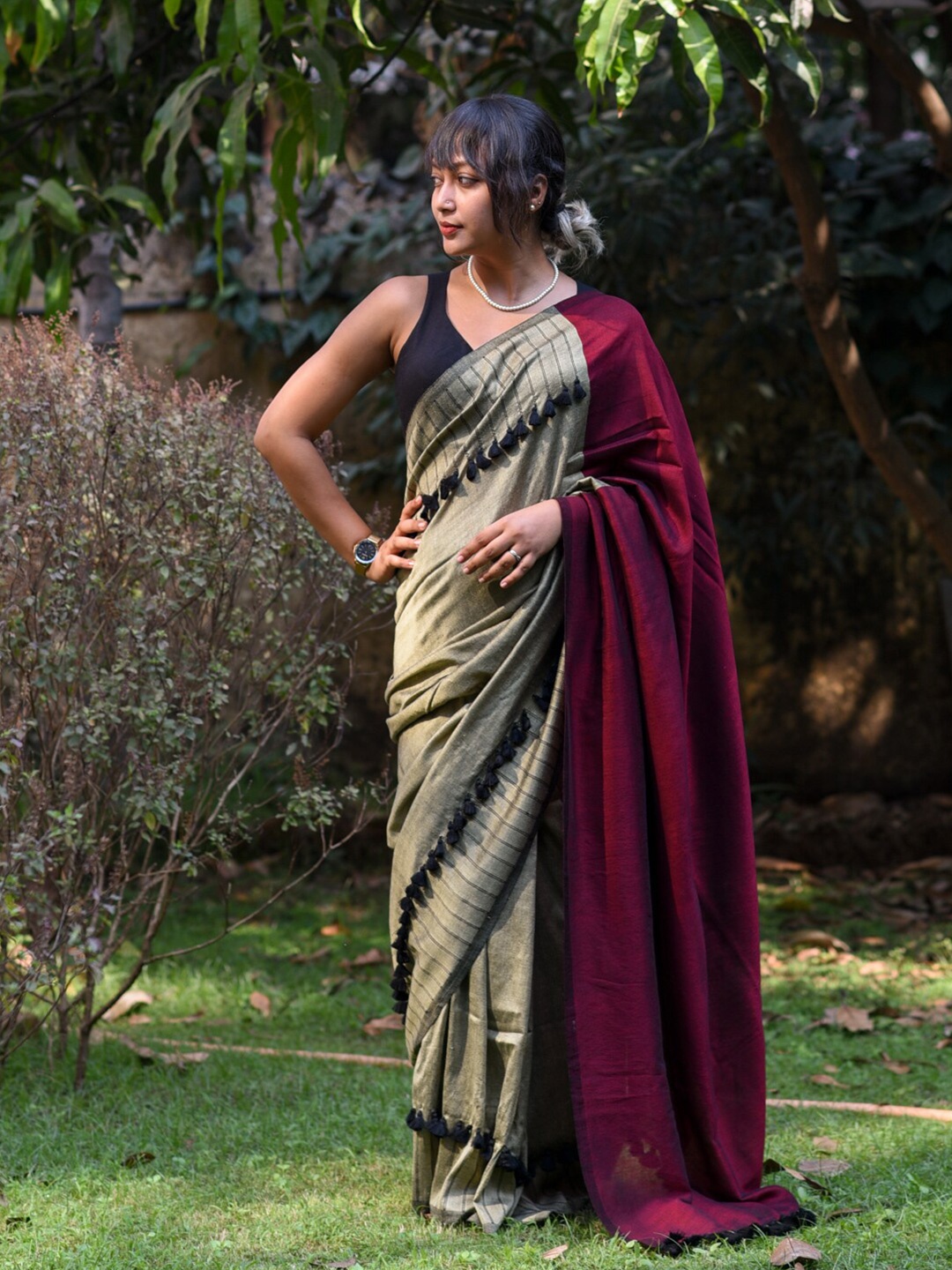 

Suta Colourblocked Saree, Beige