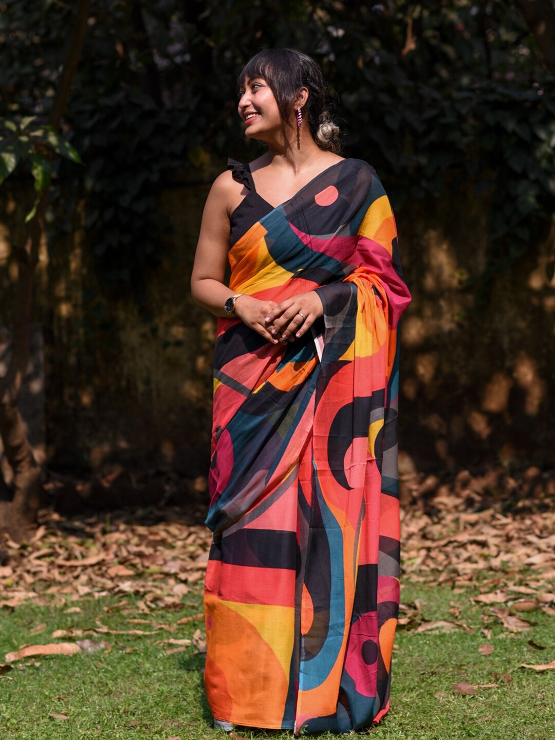 

Suta Abstract Printed Pure Cotton Saree, Black