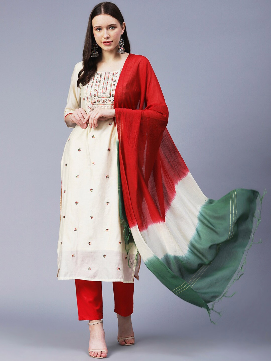 

KALINI Ethnic Motifs Embroidered Sequinned Kurta with Trousers & With Dupatta, Cream