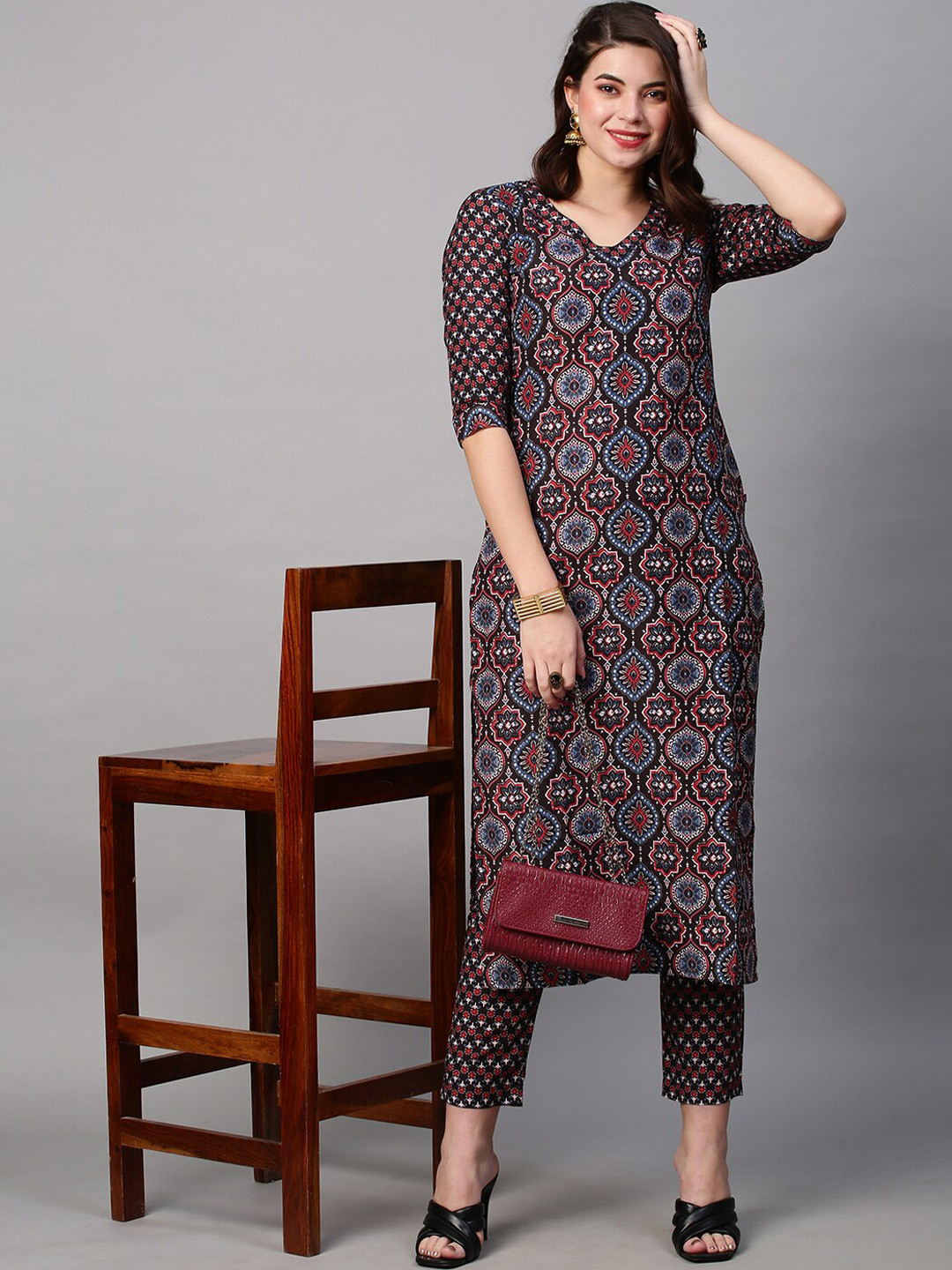 

KALINI Ethnic Motifs Printed Kurta with Trousers, Black