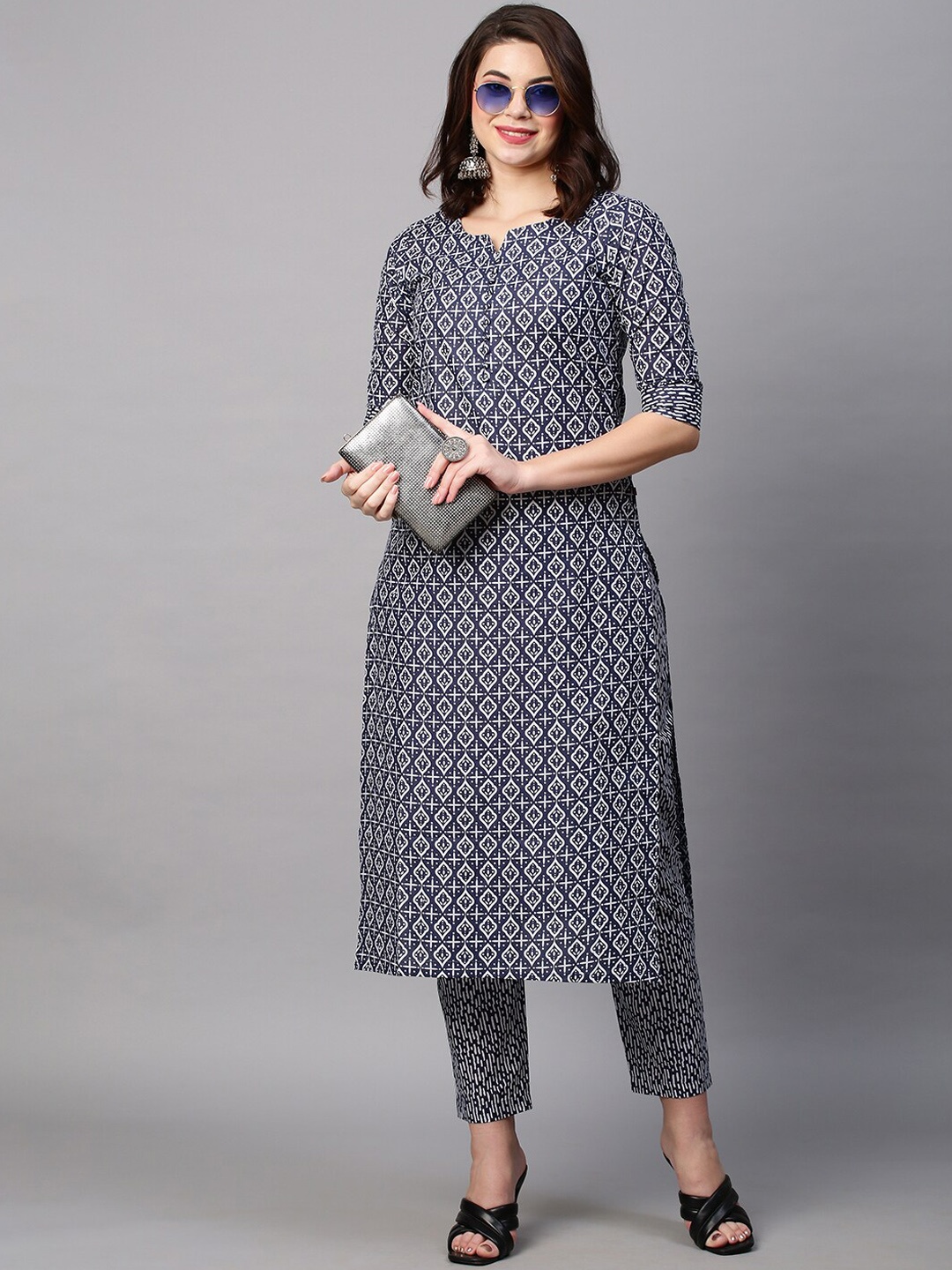 

KALINI Women Ethnic Motifs Printed Round Neck Straight Kurta with Trousers, Blue