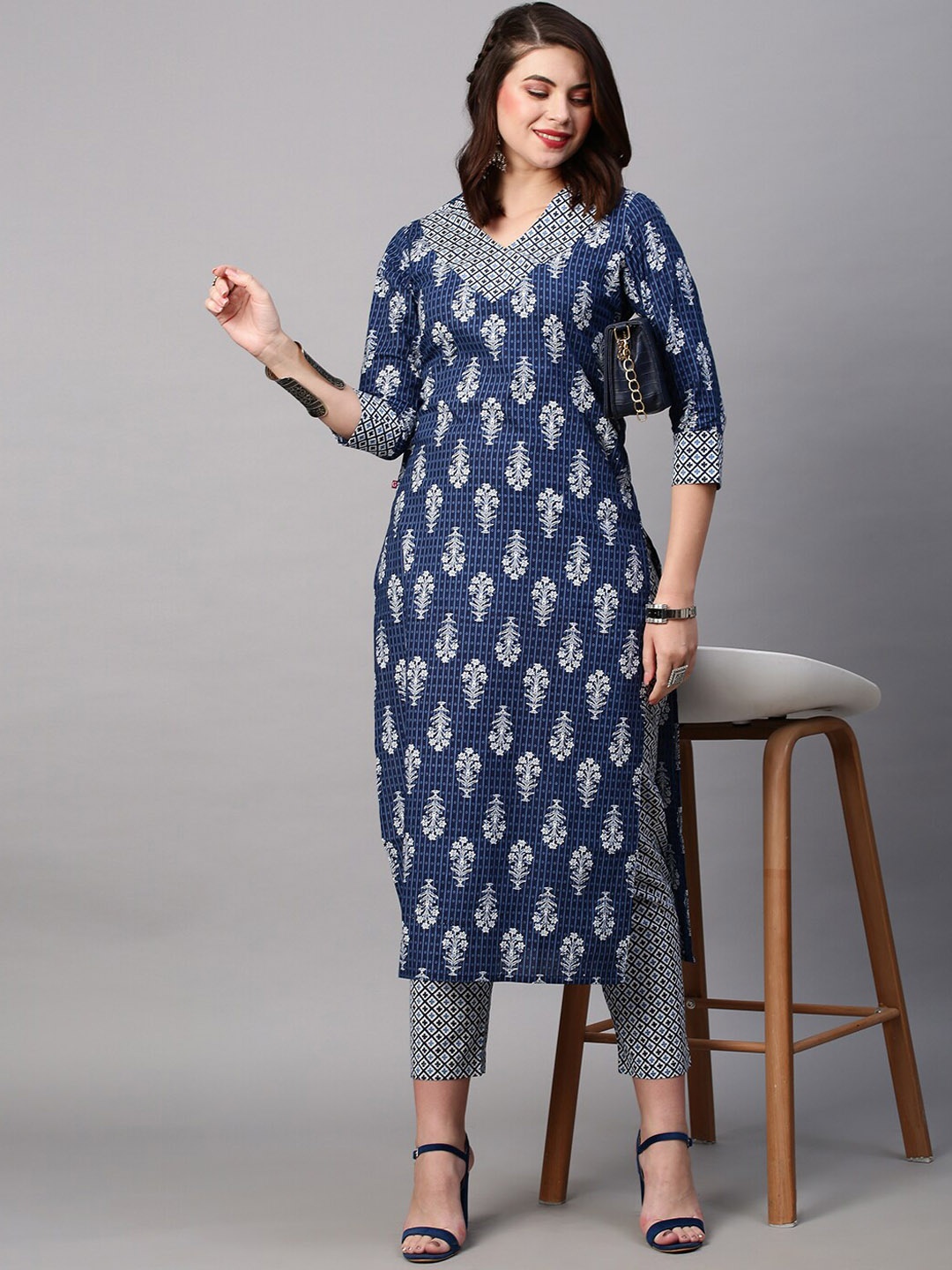 

KALINI Floral Printed Kurta with Trousers, Blue