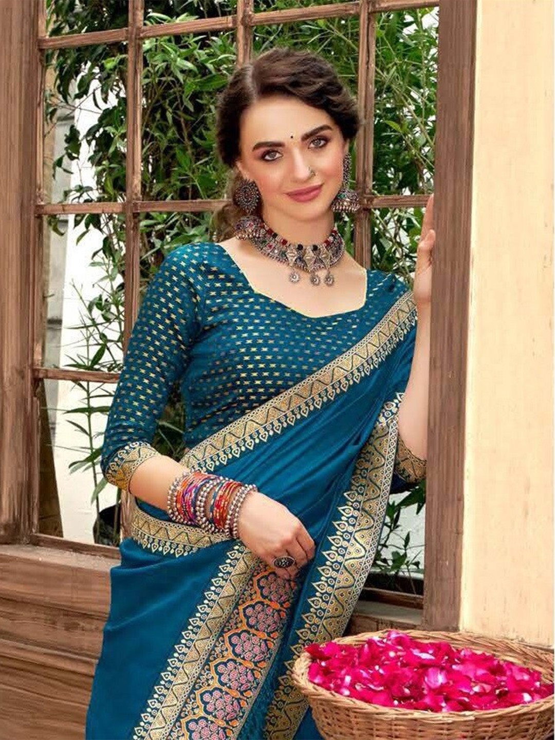 

SHAIBO SAREE Zari Pure Silk Saree, Blue