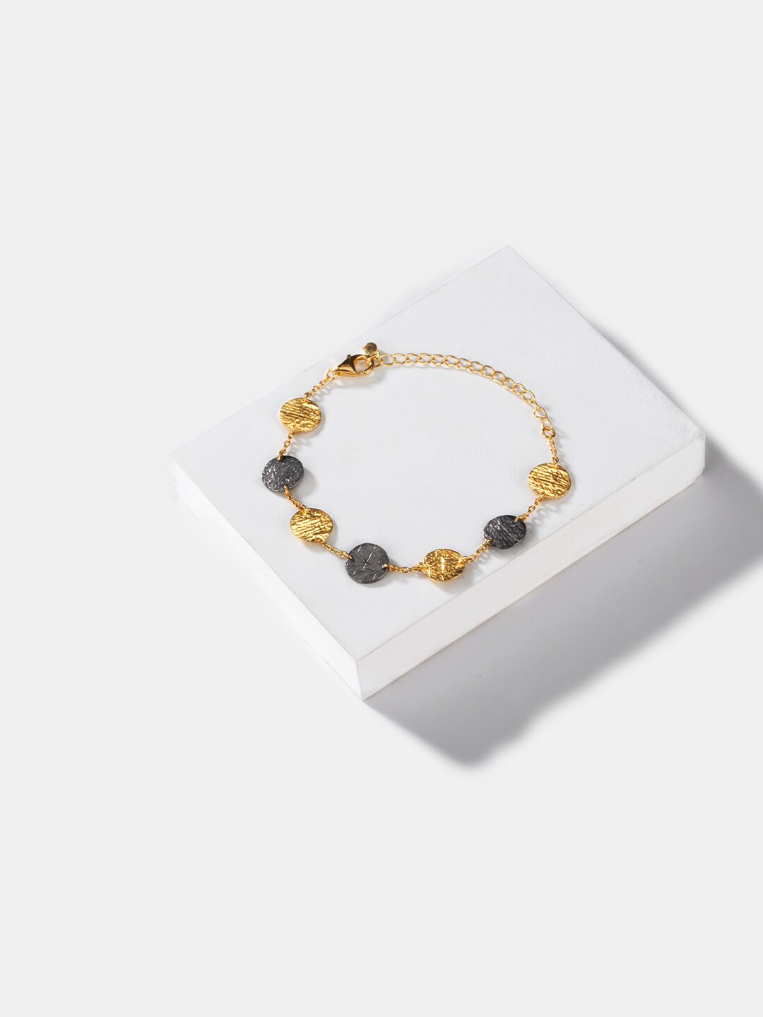 

SHAYA Women Sterling Silver Link Bracelet, Gold