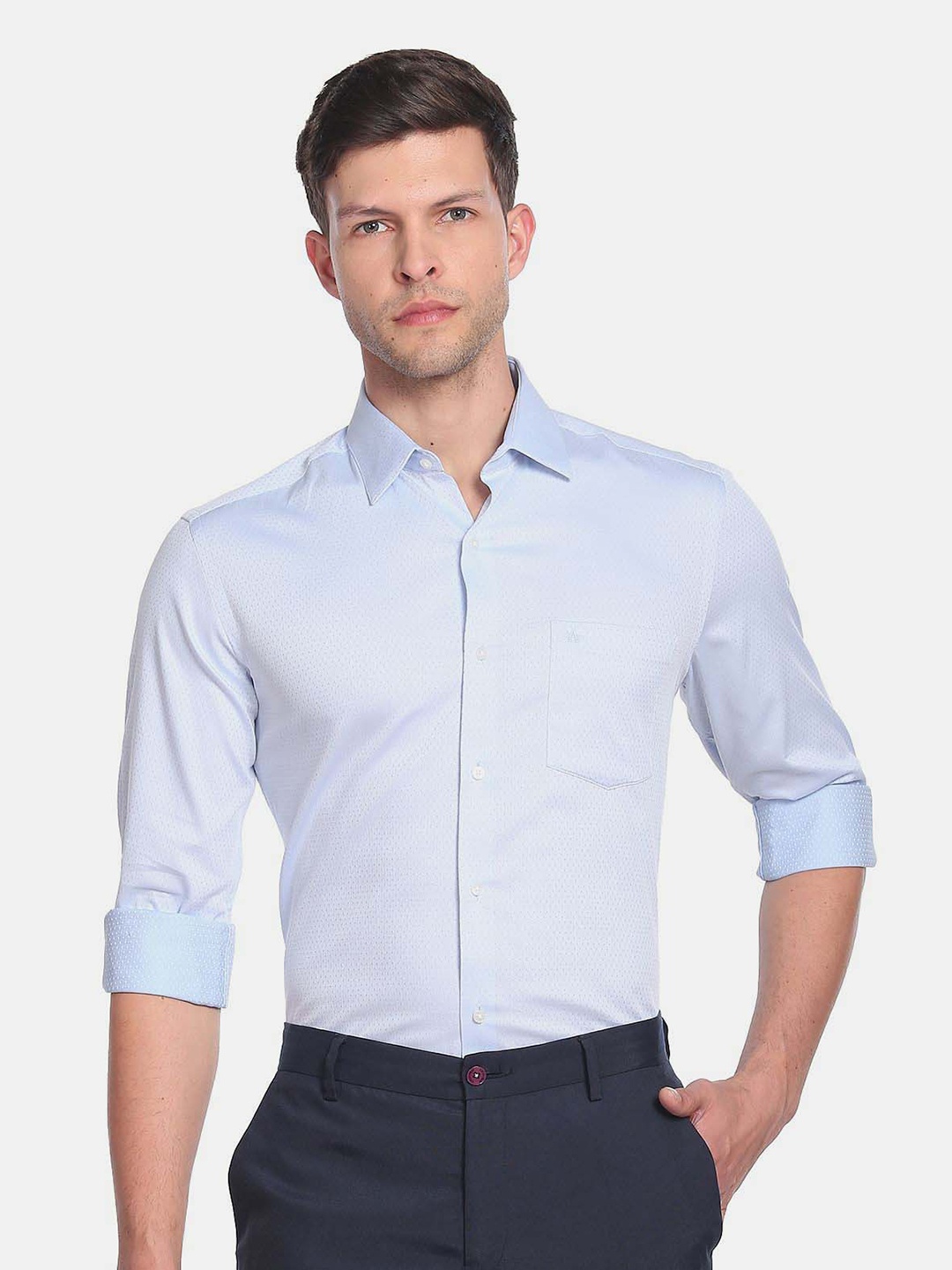 

Arrow Men Slim Fit Cutaway Collar Pure Cotton Formal Shirt, Blue