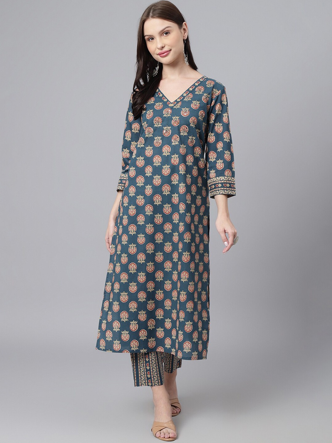 

DECKEDUP Women Ethnic Motifs Printed V Neck Kurta with Trousers, Blue