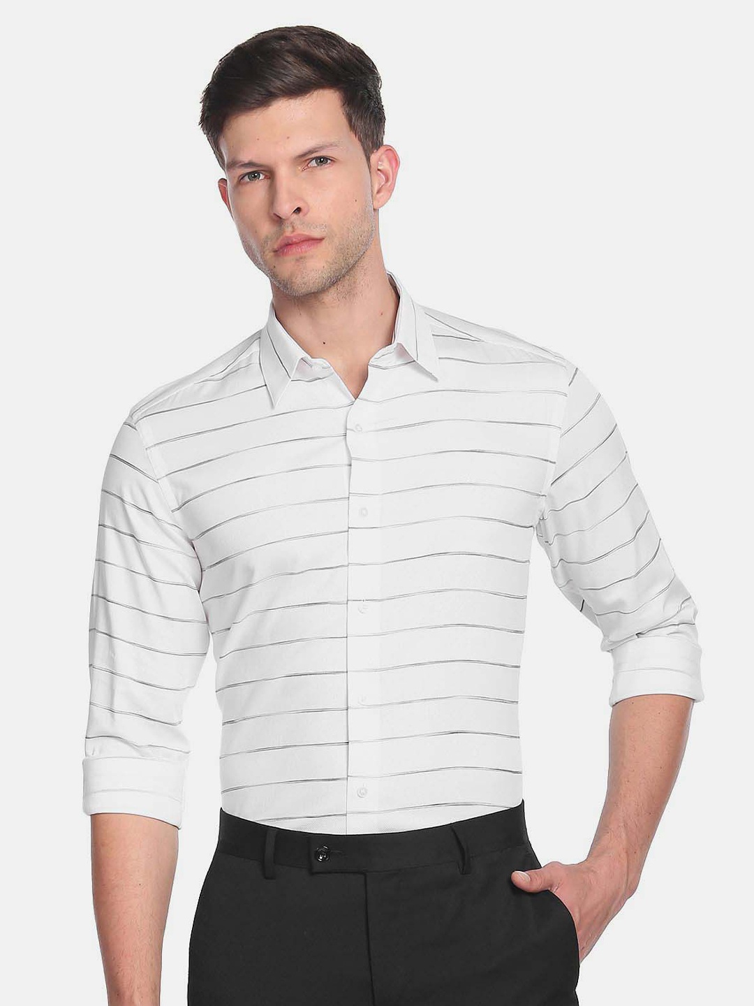 

Arrow New York Men Slim Fit Horizontal Striped Formal Shirt, White